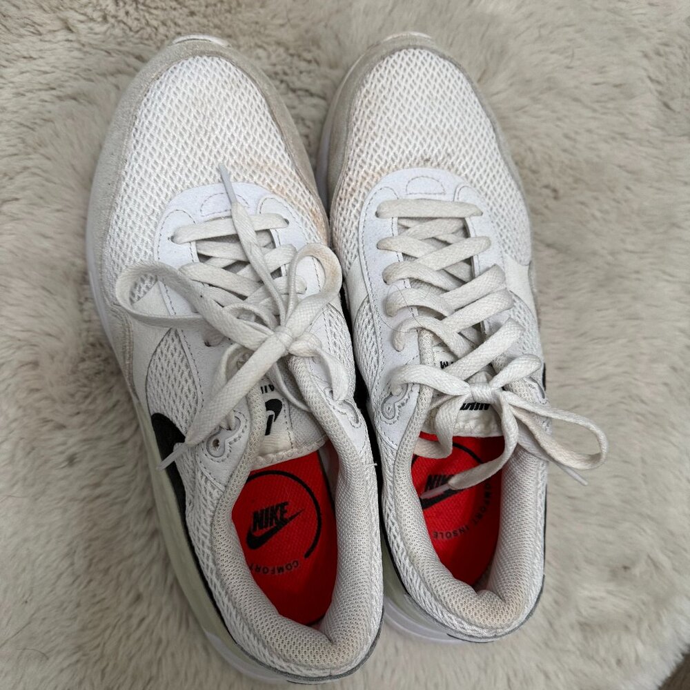 Women's Nike Air Max - Size 11